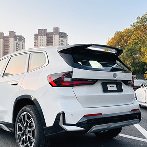 Aileron de coffre arrière BMW X1 iX1 U11 2023+ Noir Piano Texture Fibre de Carbone ABS Style Bec de Canard Modification Extérieure - Product Image 4