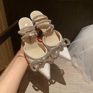 Strass da donna Sexy <span class=keywords><strong>con</strong></span> tacco in raso <span class=keywords><strong>con</strong></span> <span class=keywords><strong>lacci</strong></span> da 6 Cm <span class=keywords><strong>con</strong></span> fiocco in oro rosa punta a punta tacco a spillo tacco sottile comode pompe sandali <span class=keywords><strong>con</strong></span> tacco - Product Image 3