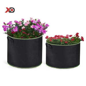 Seau de plantation <span class=keywords><strong>en</strong></span> feutre de tissu non tissé noir sac de culture de semis de pommes de terre de fleurs de jardinage - Product Image 4