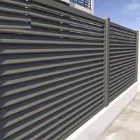 Panneaux de clôture en aluminium pour la protection de la vie privée, clôture en aluminium thermolaqué anti-rouille, panneau de clôture de jardin avec poteau en aluminium pour l'extérieur