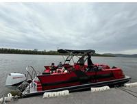 Bateau ponton de luxe confortable et durable pour la pêche sportive, grande capacité, sièges de luxe, système audio pour les excursions en groupe et les rassemblements