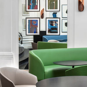 Paquete de Muebles de Dormitorio de Hotel de Diseño Moderno y Premium con Paneles de Madera para Espacios de Hoteles y Resorts de Lujo - Product Image 4