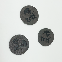 Étiquettes en cuir de vêtement personnalisées de haute qualité Logo de marque en relief 3D Jeans pour animaux de compagnie Badges en cuir PU Patchs en cuir véritable naturel