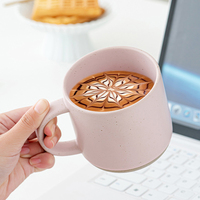 Tasses à lait en porcelaine nordique colorées personnalisées de 13 oz, mugs à café en céramique givrée avec logo imprimé et motif moucheté pour usage quotidien