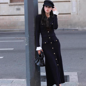 Abito in maglia da donna elegante nero monopetto slim fit con colori a contrasto, nuovo stile autunno 2026 - Product Image 2