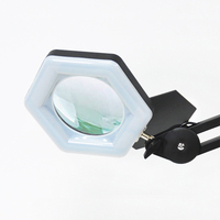 Loupe de bureau électrique moderne en aluminium 5D avec lampe de table flexible à commande USB pour la beauté
