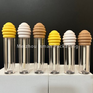 ISMAN Venta al por Mayor <span class=keywords><strong>de</strong></span> Tubos <span class=keywords><strong>de</strong></span> Brillo Labial <span class=keywords><strong>de</strong></span> 3ml y 5ml con Diseño <span class=keywords><strong>de</strong></span> Lollipop, Envases Únicos en Forma <span class=keywords><strong>de</strong></span> Biberón y Tarro <span class=keywords><strong>de</strong></span> Miel, Mini Contenedores Cosméticos con Logotipo Personalizado - Product Image 3