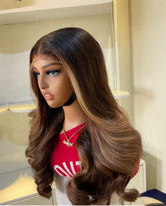 Peluca frontal de encaje HD de cabello <span class=keywords><strong>humano</strong></span> premium con reflejos marrón chocolate ondulados largos de alta calidad, con raya multidireccional <span class=keywords><strong>y</strong></span> efecto de adelgazamiento - Product Image 2