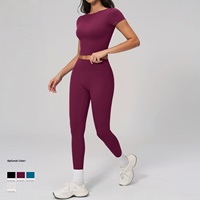 Ensemble T-shirt Crème Brossé Séchage Rapide et Leggings Effet Push-Up, Tenue de Sport Anti-Transpiration Douce pour la Peau pour Yoga, Gym et Entraînement