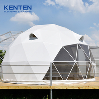 Maison extérieure insonorisée en forme de dôme écologique igloo tente géodésique 8 diamètre avec salle de bain et cuisine hiver pour le glamping de luxe