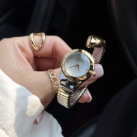 Montre à quartz pour femme Scottie 9836, cadran rond en nacre, bracelet élastique en forme de serpent, élégante, luxueuse, cadeau personnalisé