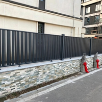Panneaux de clôture en aluminium pour la protection de la vie privée, clôture en aluminium thermolaqué anti-rouille, panneau de clôture de jardin avec poteau en aluminium pour l'extérieur