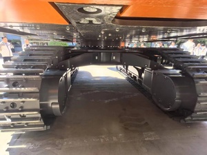 Excavadora de cadenas grande Develon DX705HD con motor Yanmar, hidráulica REXROTH, cucharón de 5m, bomba de alta potencia de excavación de 563KW en venta - Product Image 3