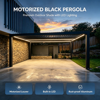 Pergola moderne de luxe en aluminium avec toit à lamelles en bois grainé et éclairage LED d'ambiance pour cour de villa haut de gamme