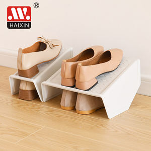 Organisateur de chaussures en plastique à prix compétitif, support portable pour chaussures et baskets, étagères de rangement pour la maison - Product Image 2