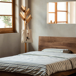 Cama Matrimonial Cuadrada de Madera Maciza de 1.5m y 1.8m - Product Image 2