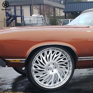 Rines Forjados Personalizados DW de 24 y 26 Pulgadas, 5x120.65, Acabado Cepillado, Borde Profundo Cromado, para Autos y Camionetas de Lujo, F150, F250 - Product Image 5