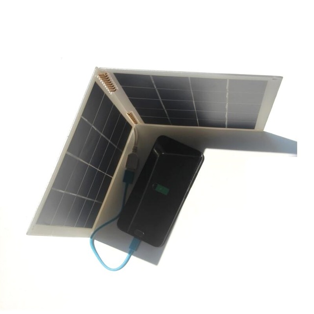 Folding 14W Solar Panel Charger for SmartPhone Mobile Power Bank Charging