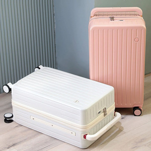 กระเป๋าเดินทางแบบล้อลากขนาด 24 นิ้ว ล้อหมุนได้รอบทิศทาง พร้อมกุญแจรหัส ความจุขนาดใหญ่ สำหรับการเดินทางพักผ่อน ใช้ได้ทั้งชายและหญิง สีขาวมุก ลายดอกซากุระ - Product Image 1