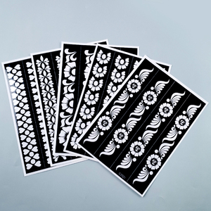 Stencil per Tatuaggi all'Henné con Disegni Vintage di Fiori e Cuori, Modelli Riutilizzabili Universali per Mani, Piedi e Arte Corporea - Product Image 4