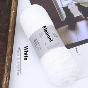 Фланелевая пряжа из 100% полиэстера, 2 мотка глянцевого бархата для ручного вязания и вязания крючком для свитера, обувь, шляпы с окрашенными узорами - Product Image 6