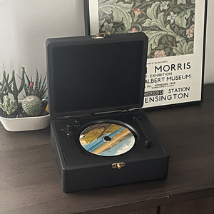 Reproductor de CD portátil retro, conexión inalámbrica, sistema de audio estéreo vintage tipo maleta, entrada USB/AUX, caja de música para decoración del hogar, regalo. - Product Image 4