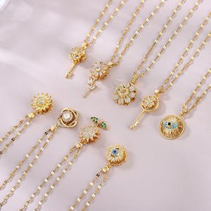 Collana Trend Jewelry in acciaio inossidabile placcato oro 18 carati con ciondolo rotante in rame e zirconi a forma di fiore, gioiello da donna che non sbiadisce. - Product Image 1