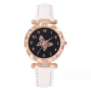 ชุดนาฬิกา5ชิ้นลายผีเสื้อแบบเรียบง่ายใหม่สร้อยข้อมือสไตล์ลำลองสำหรับผู้หญิงสายหนังเทียมแฟชั่นแบบเรียบง่าย - Product Image 5