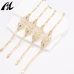 H205 Bracciale Rigido con Madonna in Oro, Placcato 18K con Zirconi, Unisex, Charm Religioso, Regalo per Compleanno e Festa della Mamma - Product Image 5