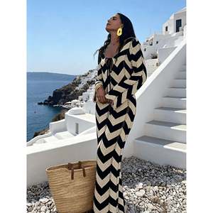 Vestido midi con lazo frontal y rayas Chevron multicolor, talla S, ropa informal. - Product Image 5