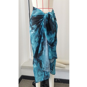 <span class=keywords><strong>Maillot</strong></span> <span class=keywords><strong>de</strong></span> <span class=keywords><strong>bain</strong></span> une pièce rétro imprimé avec jupe <span class=keywords><strong>de</strong></span> plage <span class=keywords><strong>taille</strong></span> <span class=keywords><strong>haute</strong></span>, à manches longues et fermeture éclair, personnalisé et tendance pour <span class=keywords><strong>femme</strong></span>, collection TW 2026 - Product Image 3