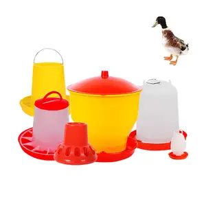 Portable plastic chick hen waterer food feeder drinking bucket automatic chicken poultry feeder