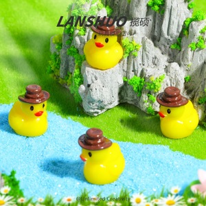 Figura de Pato de Resina Mini Lanshuo con Sombrero de Vaquero, Adorno Amarillo de Plástico para Acuario, Set de Joyería DIY, Accesorio Decorativo - Product Image 2