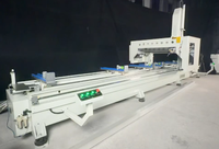 Centre d'usinage CNC 4 axes OUWO 7000 mm pour le perçage, le fraisage et le chanfreinage de profilés en aluminium robustes pour l'industrie des fenêtres et des portes