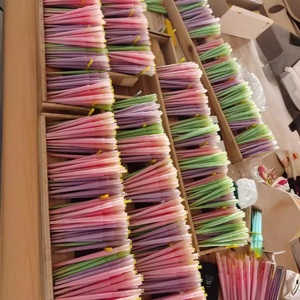 Cônes à logo personnalisé 100% biologiques 1 1/4, rouleaux de Rizlas avec embouts - Product Image 6
