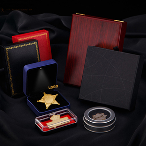 En stock logo personnalisé, trophée médaille plaque emballage de boîte cadeau en bois bijoux de haute qualité boîte commémorative en bois décoration/ - Product Image 5