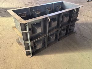 قالب بلوك خرساني متشابك من الفولاذ الثقيل لبناء الجدران الاستنادية - Product Image 2