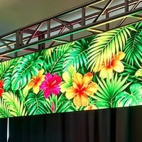 Écran LED flexible P3.91 prêt à être expédié, mur vidéo LED enroulable, écran LED portable haute fréquence de rafraîchissement ≤7680Hz pour scène, événement, église