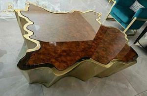 BOCA DO <span class=keywords><strong>LOBO</strong></span> Sala de estar Mesa de té de café Mesa de centro de tocón de diseñador Mesa de centro de sala de estar irregular dorada de acero inoxidable - Product Image 2