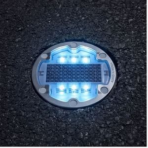 Luz LED Solar de Alta Luminosidad para Cruces Peatonales, Fabricada en Aluminio Fundido, Eficiente en Energía y Reflectante - Product Image 1