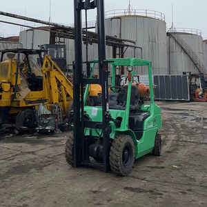 Montacargas Mitsubishi FD30 FD25 usado con motor de gasolina/GLP de 2.5 toneladas y 3 metros con motor de gas. - Product Image 1