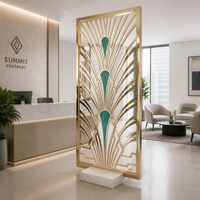 Paravent de luxe Art Déco en or avec incrustation de malachite et base en marbre, séparateur de pièce sur mesure pour hall d'hôtel