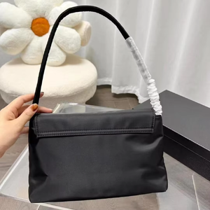Bolsos de Mano para Chicas, Nuevo Diseño, Bolsos de Nylon de Alta Calidad con Logotipo, Bolsos de Lujo para Mujer, Bolsos de Marca Famosa - Product Image 1