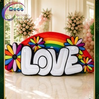 Ensemble de lettres gonflables géantes « LOVE » avec arc-en-ciel et fleurs pour la décoration d'événements et les spectacles