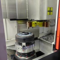 Torno Vertical CNC de Alta Precisión VTC700, Centro de Torneado para Mecanizado de Mazas de Ruedas con Control GSK/Fanuc