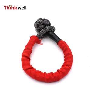 Cuerda de poliéster roja Thinkwell con núcleo de aluminio para remolcar vehículos todoterreno - Product Image 1