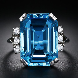 Anello dal Design Rettangolare Lungo ed Elegante per Donne - Product Image 1