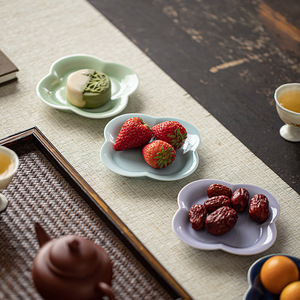 Plato de Frutas Irregular de Cerámica, Plato de Postre de Porcelana de Estilo Simple para Bodas - Product Image 4