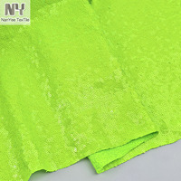 Tissu Nanyee Textile fantaisie, mini-sequins extensibles de 3 mm, sequins brillants vert herbe, tissus élastiques