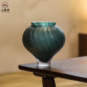 Vaso de Arte em Cristal Feito à Mão com Design Inovador, Decoração Moderna para Centro de Mesa na Sala de Estar ou Mesa de Jantar - Product Image 3